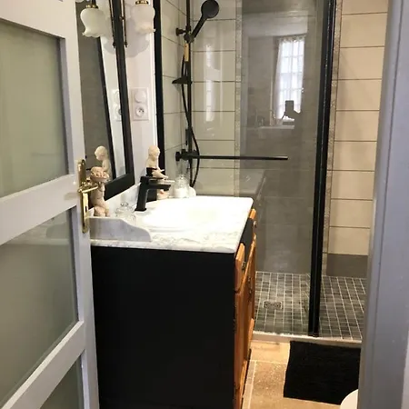 Charmante Maison Pierres 1768 Polisy