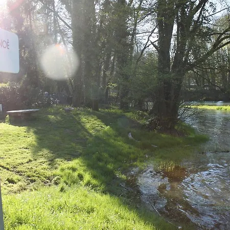 בית נופש Charmante Maison Pierres 1768 *