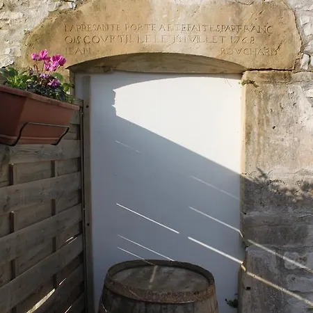 Charmante Maison Pierres 1768 Polisy